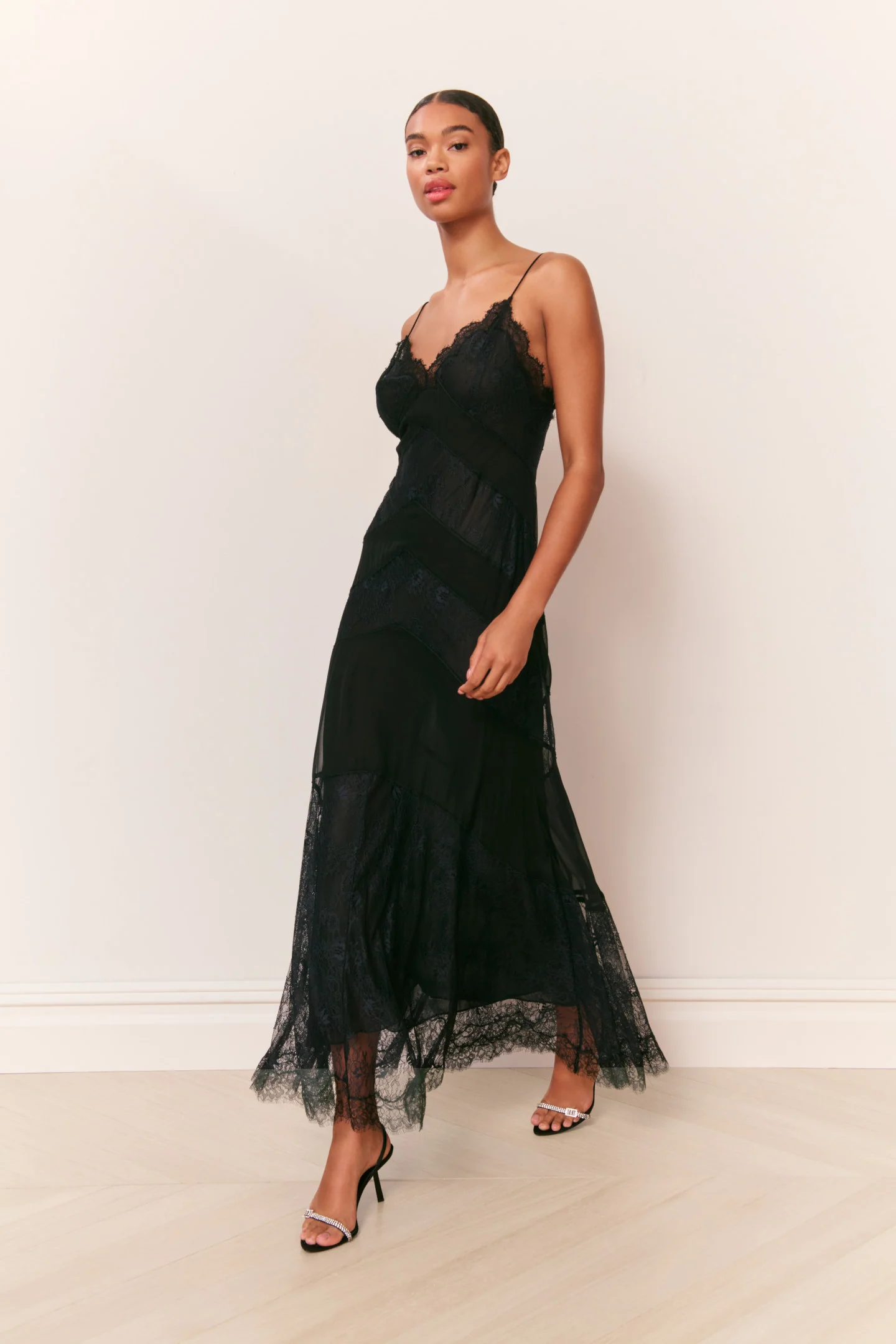 Vestido Maxi de Renda de Seda Astra