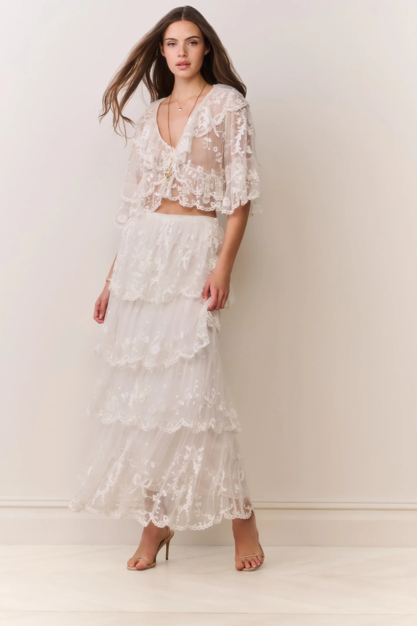 Saia Maxi de Malha Bordada Celesa