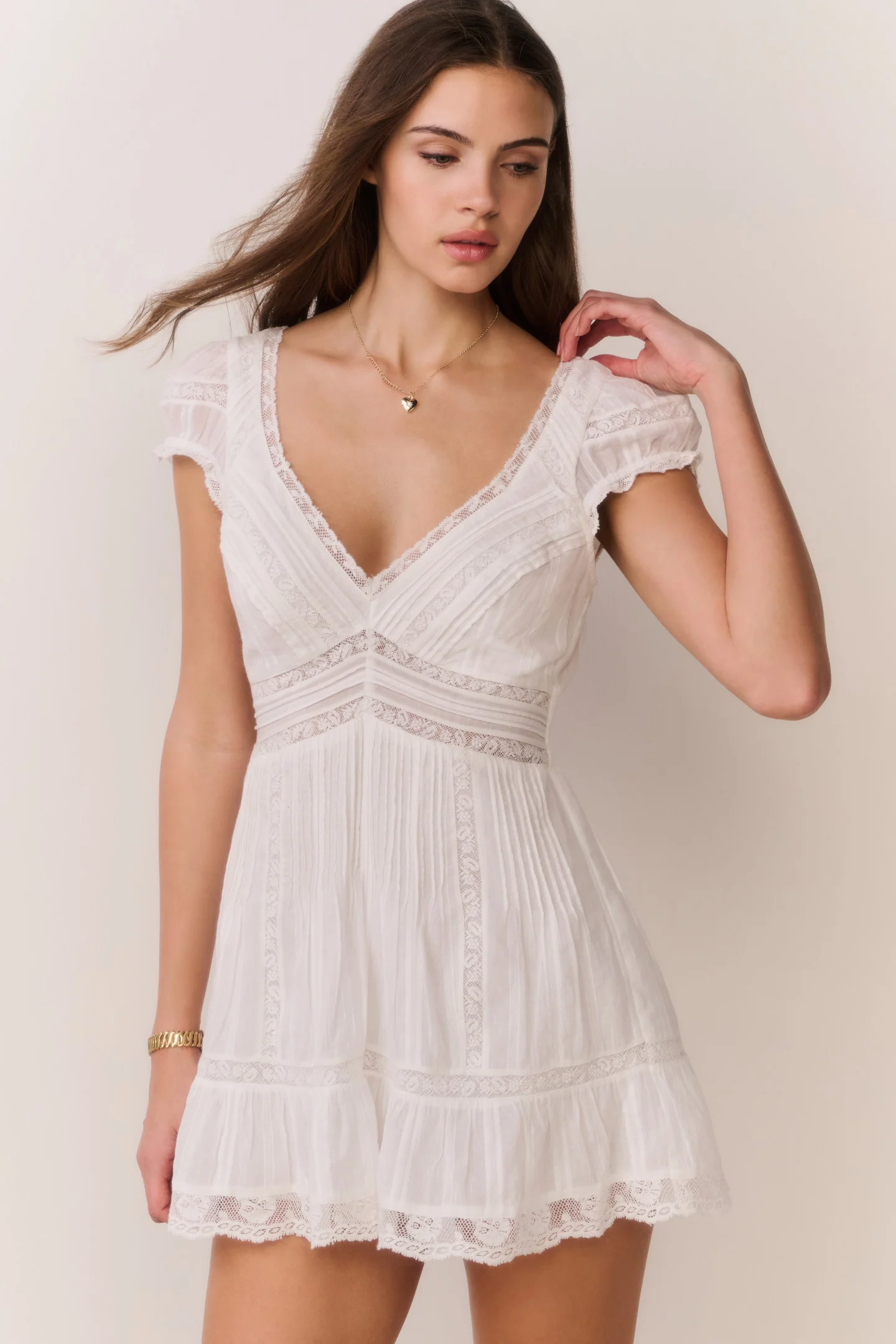 Vestido Mini Victoriano de Algodão Edena