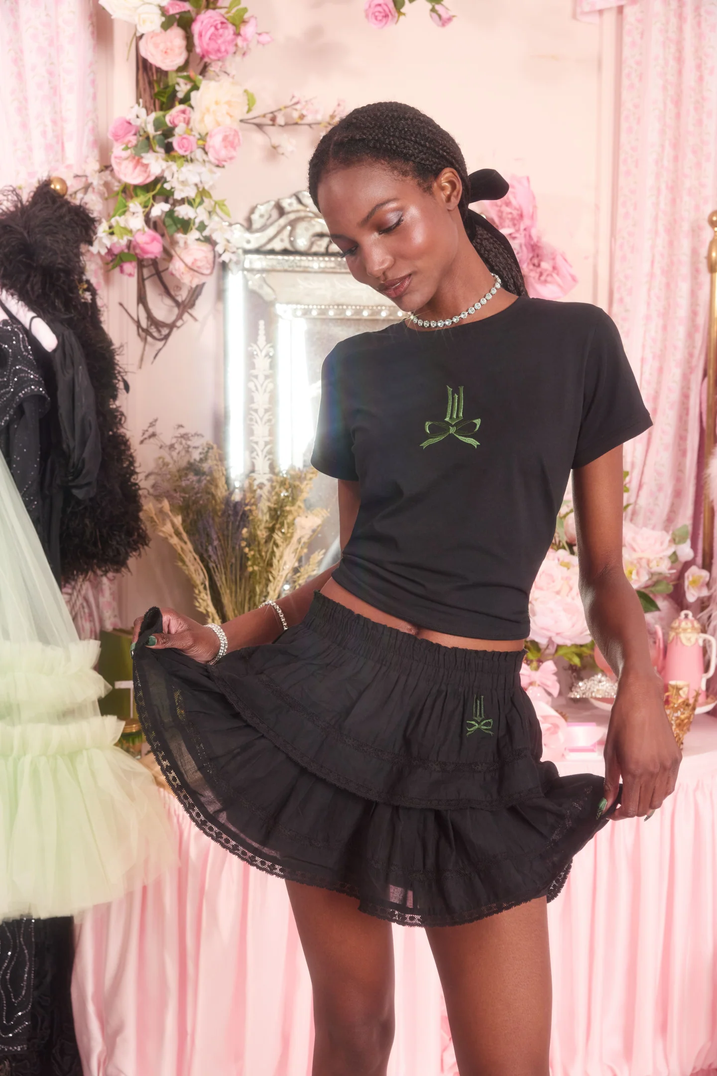 Wicked x LoveShackFancy Saia Mini com Ruches