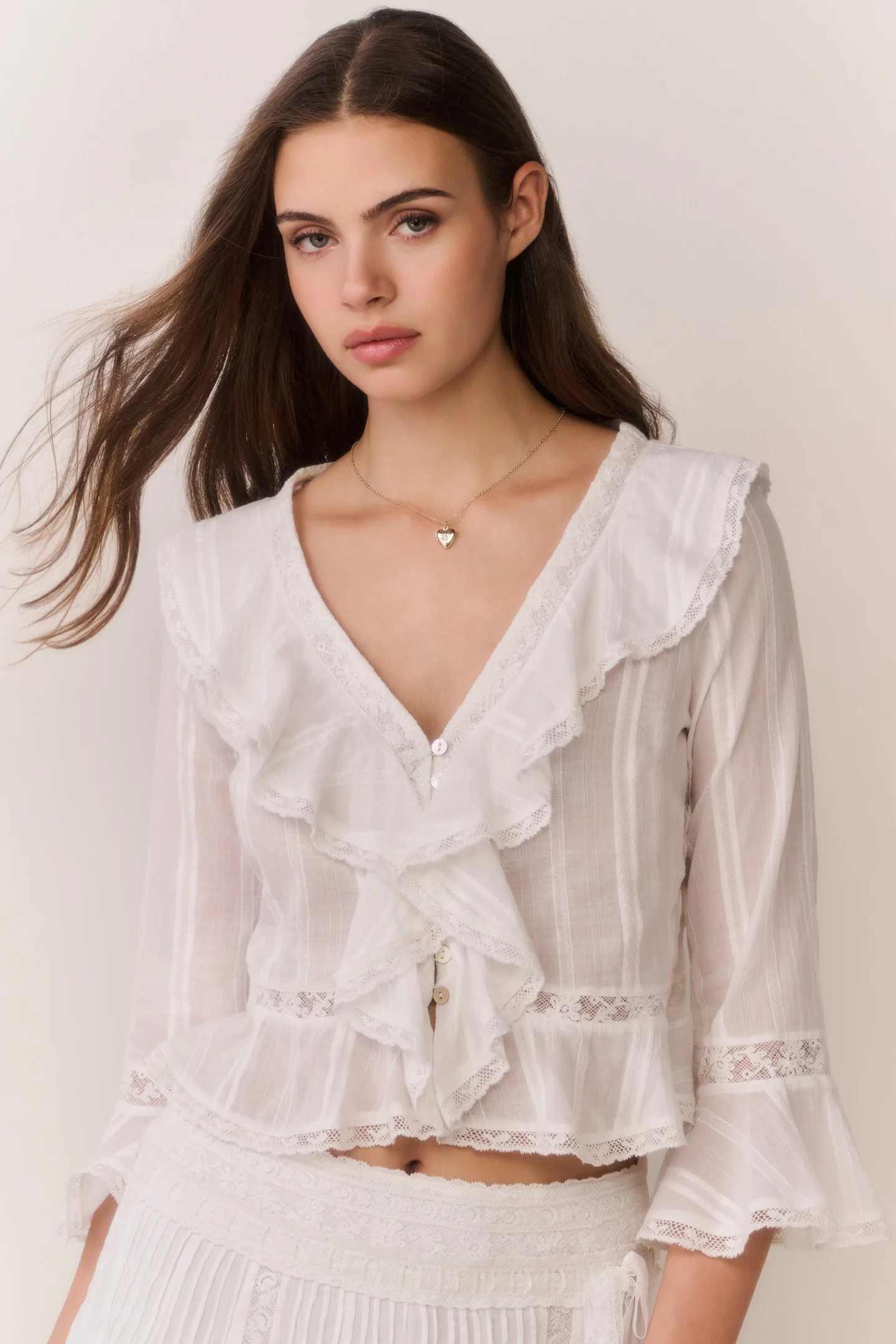 Blusa Olenna Cotton Victorian Ruffle