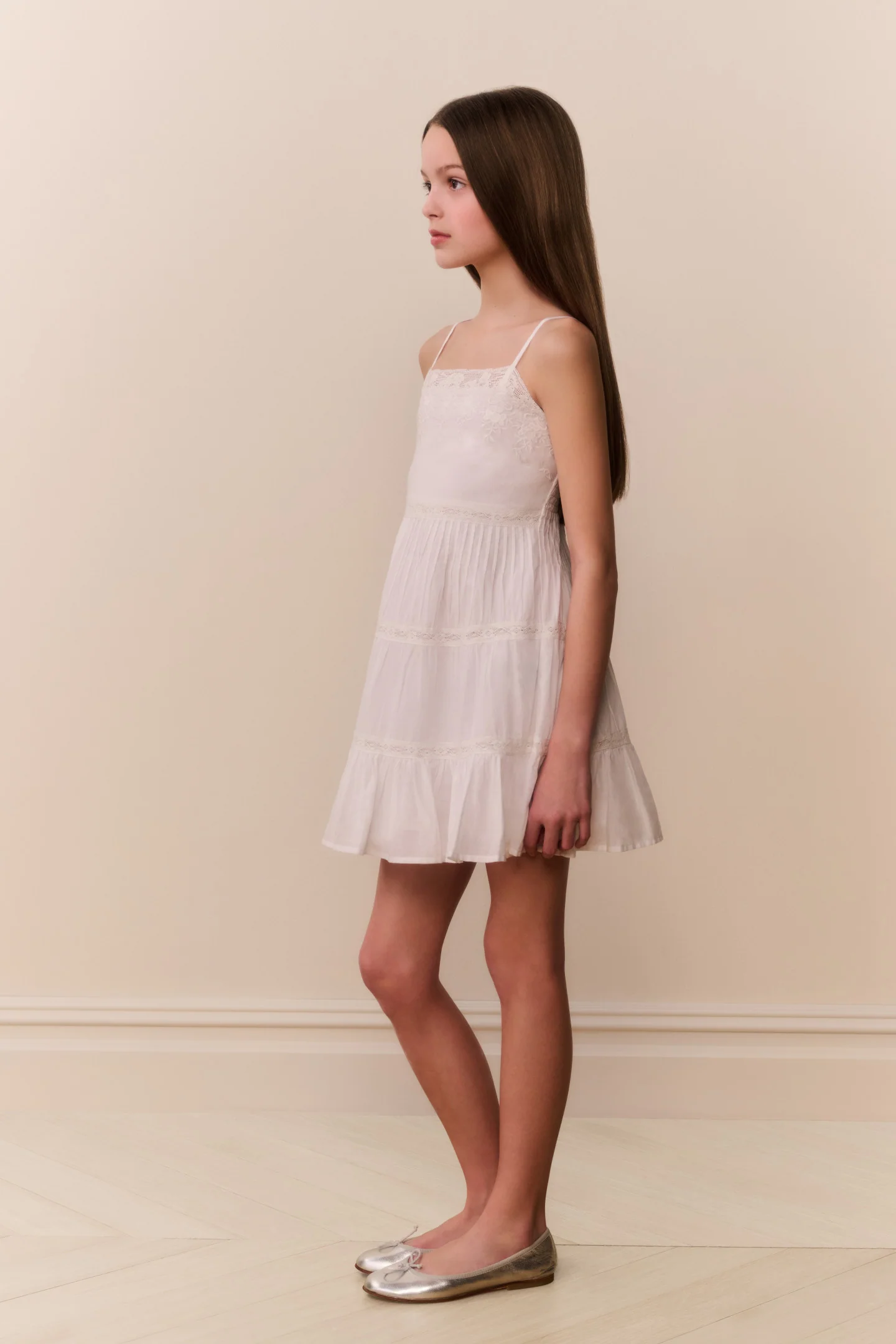 Vestido Zuri de Algodão com Borda de Renda para Tween